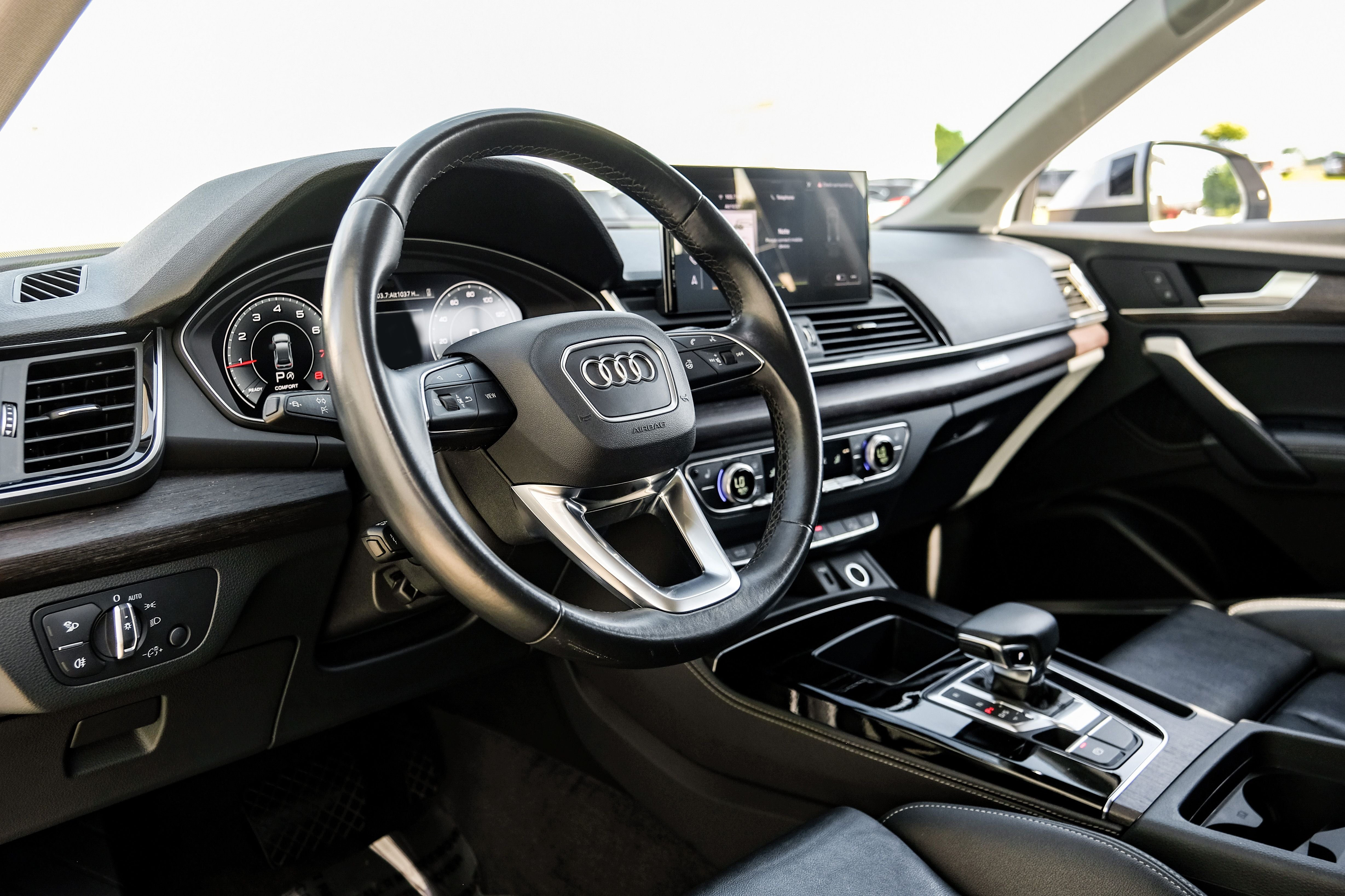 2024 Audi Q5 45 S line Premium quattro