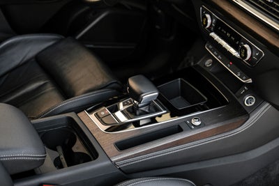 2024 Audi Q5 45 S line Premium quattro