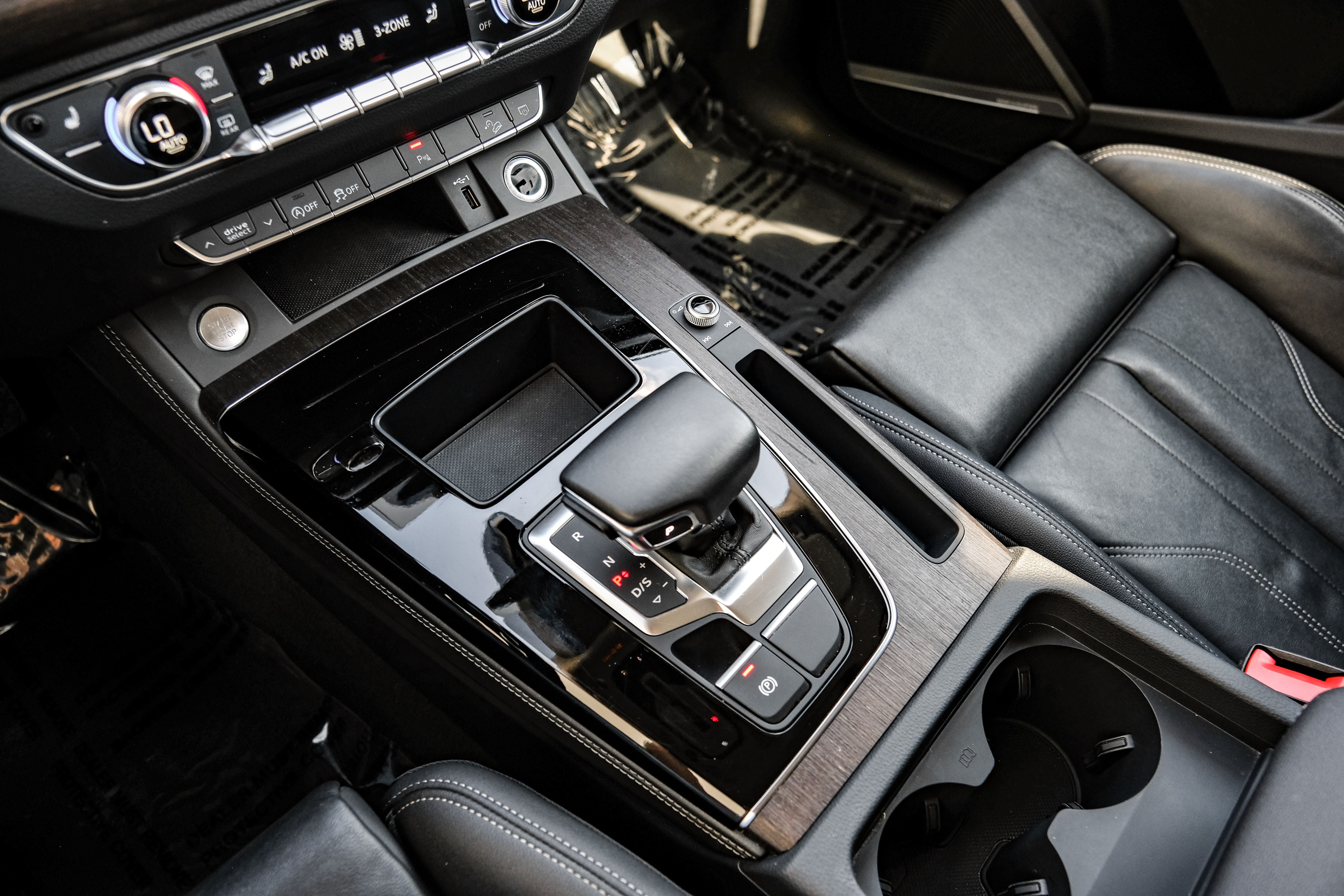 2024 Audi Q5 45 S line Premium quattro