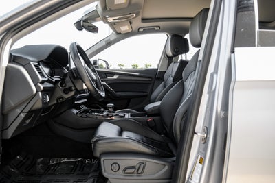 2024 Audi Q5 45 S line Premium quattro
