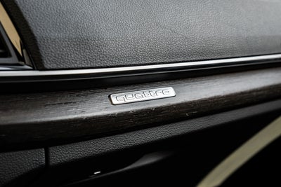 2024 Audi Q5 45 S line Premium quattro
