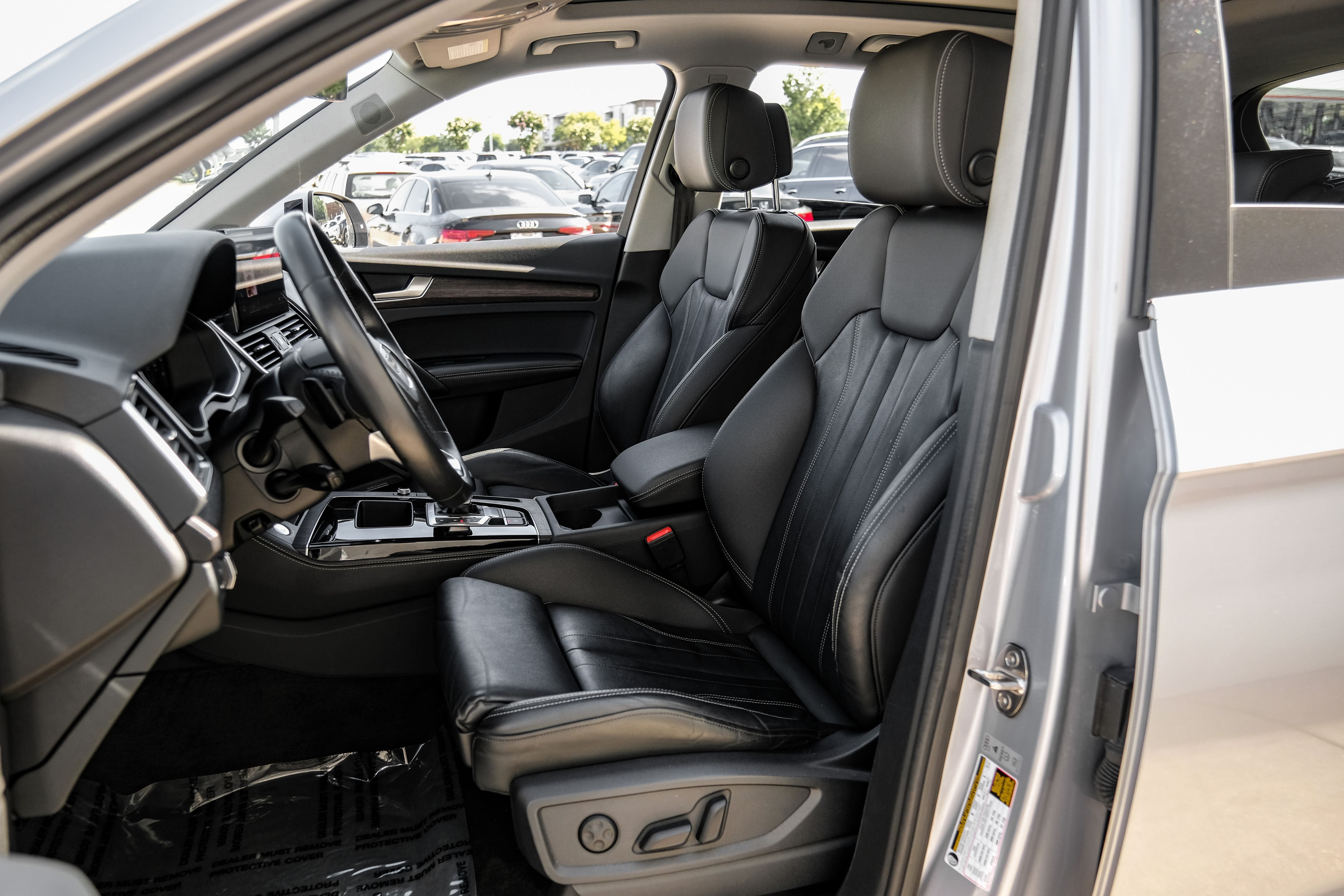 2024 Audi Q5 45 S line Premium quattro