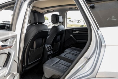 2024 Audi Q5 45 S line Premium quattro