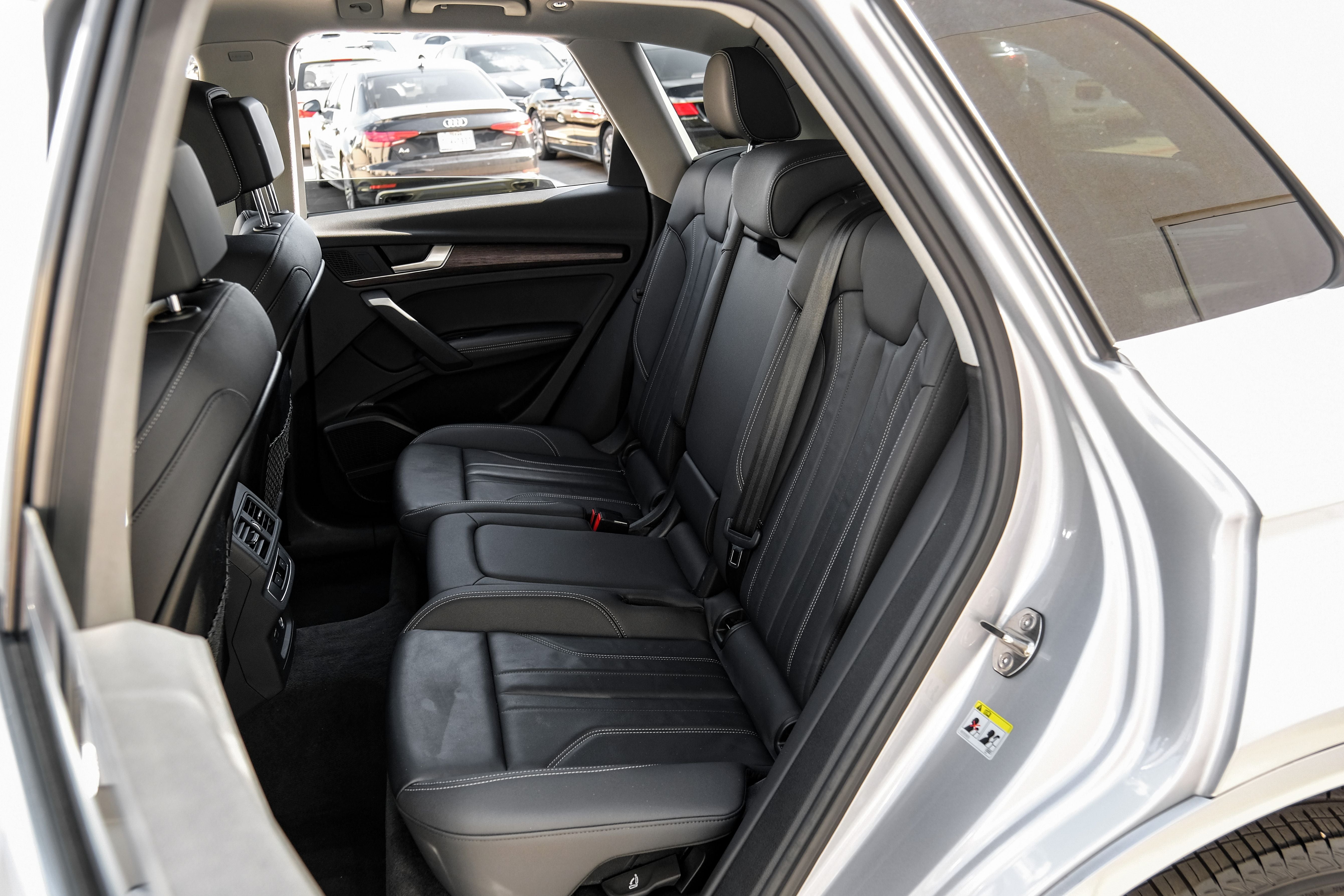 2024 Audi Q5 45 S line Premium quattro