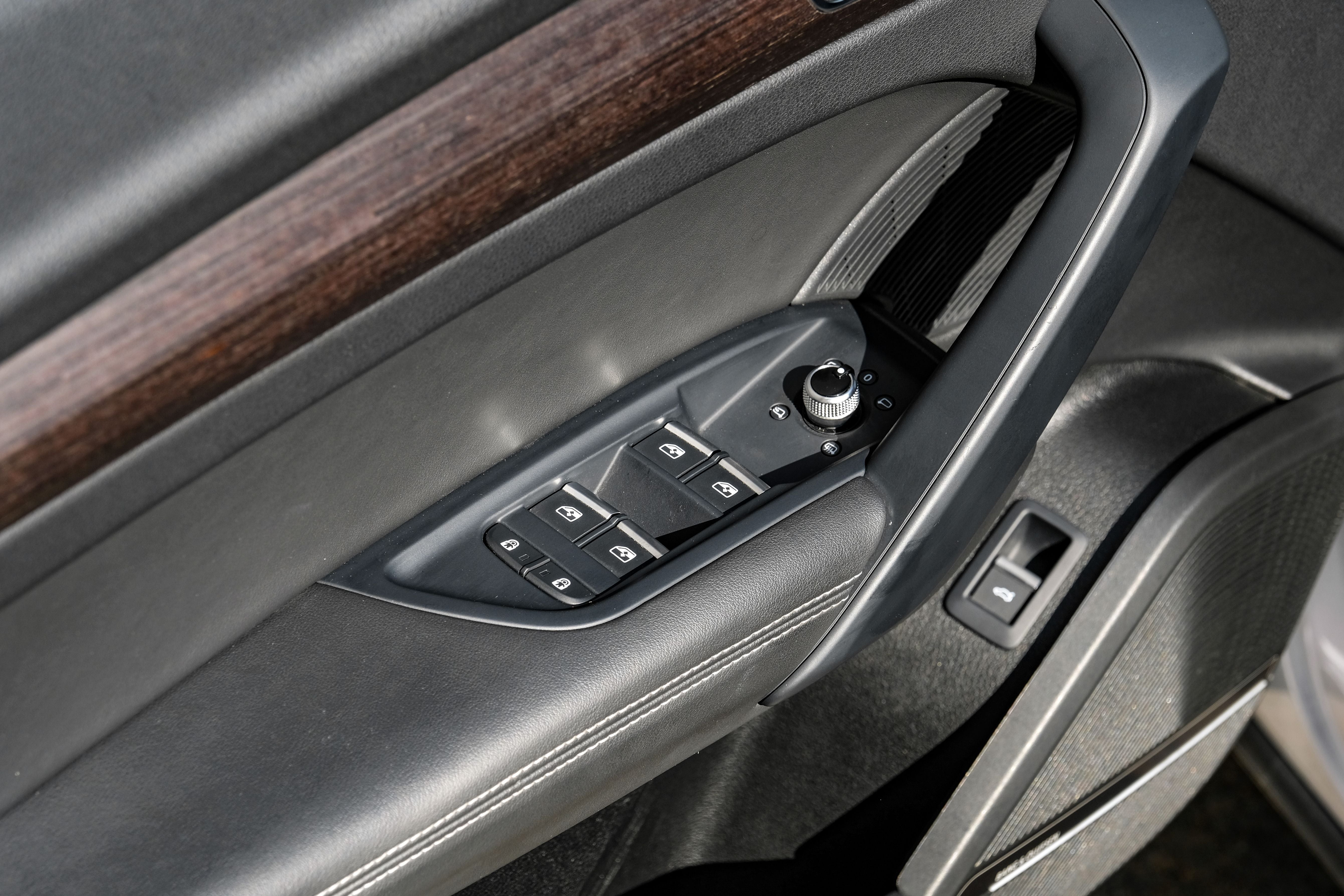 2024 Audi Q5 45 S line Premium quattro