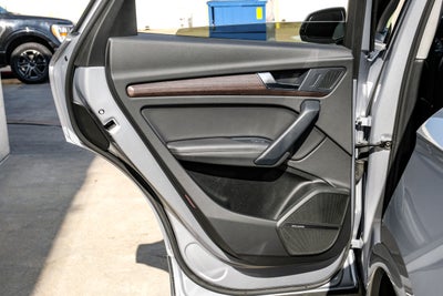 2024 Audi Q5 45 S line Premium quattro