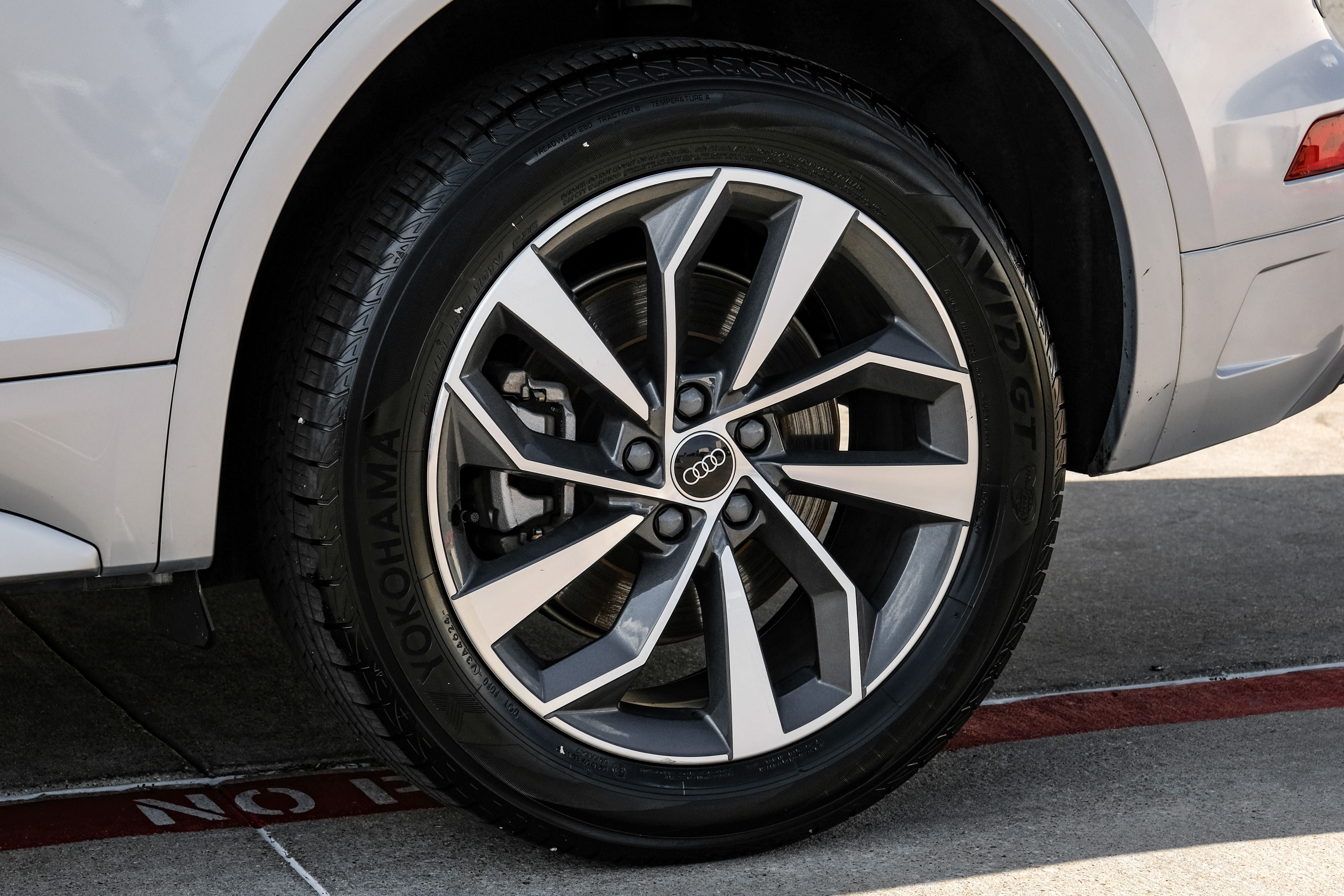 2024 Audi Q5 45 S line Premium quattro