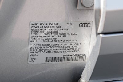 2024 Audi Q5 45 S line Premium quattro