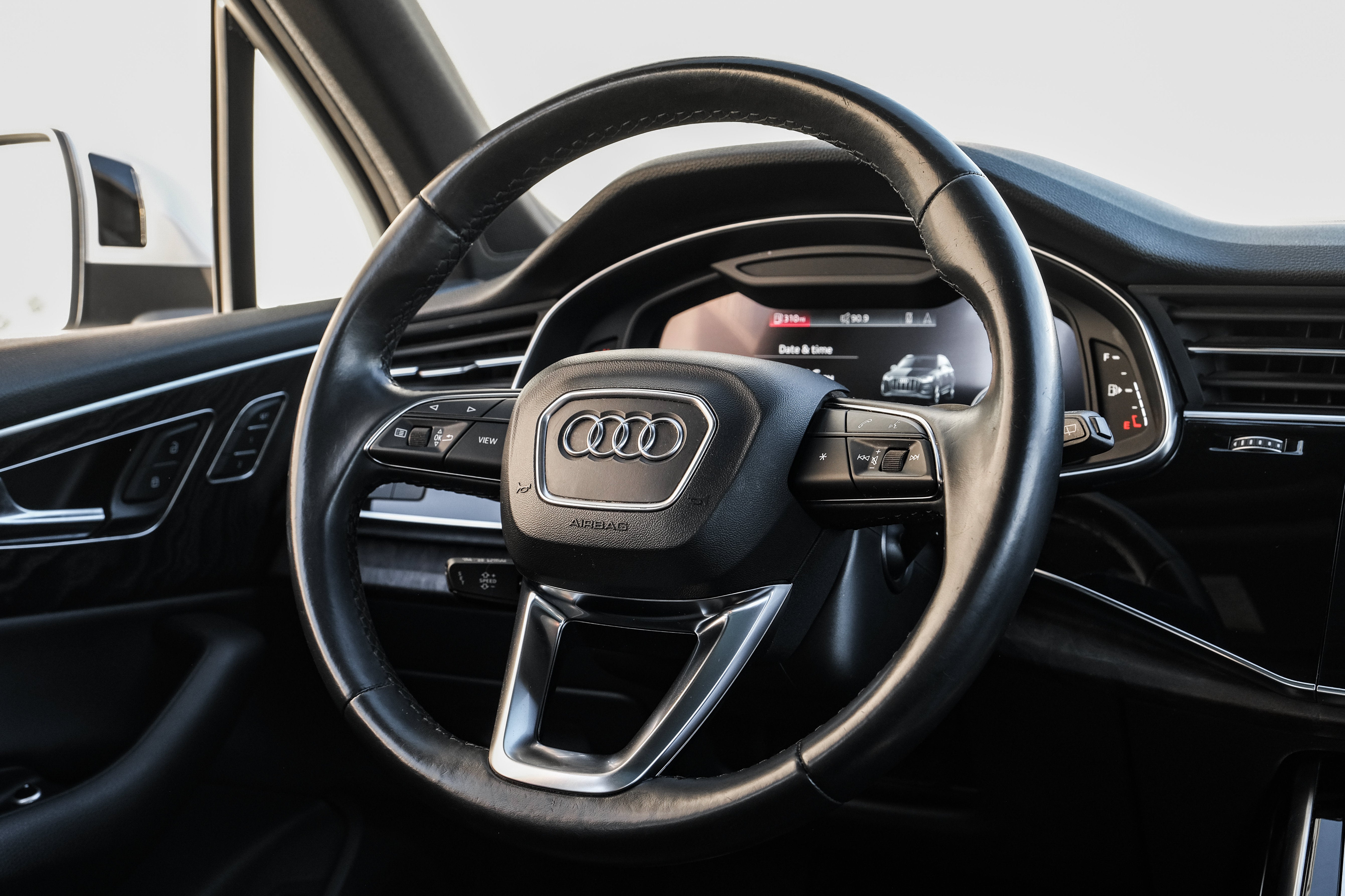 2022 Audi Q7 45 Premium Plus quattro