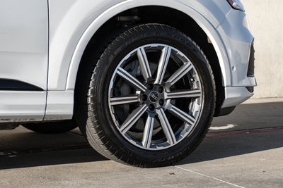2022 Audi Q7 45 Premium Plus quattro