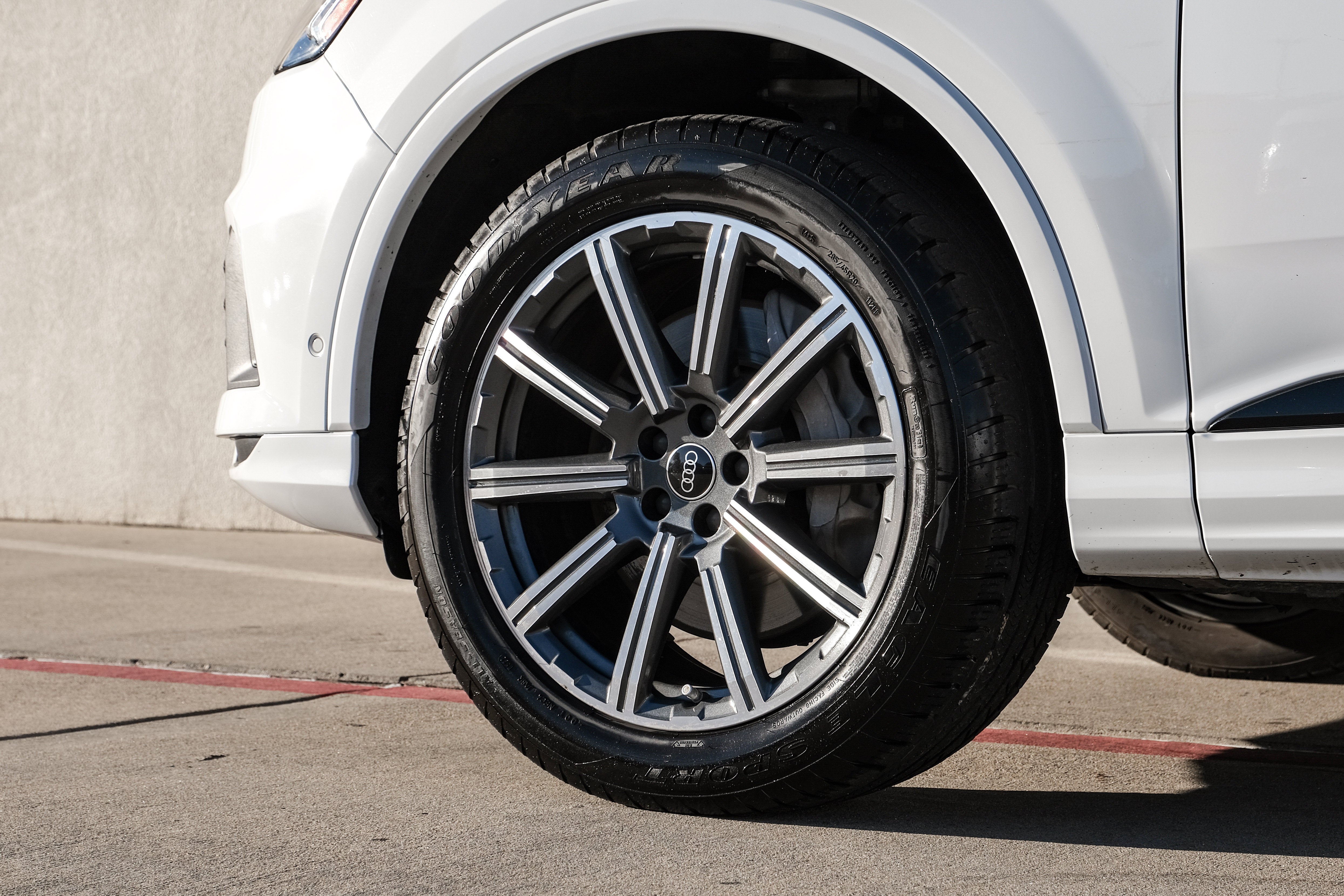 2022 Audi Q7 45 Premium Plus quattro