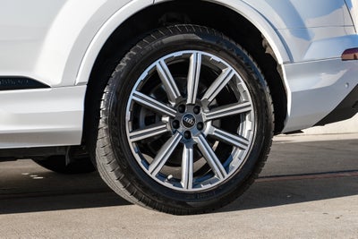 2022 Audi Q7 45 Premium Plus quattro