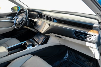 2019 Audi e-tron Prestige quattro