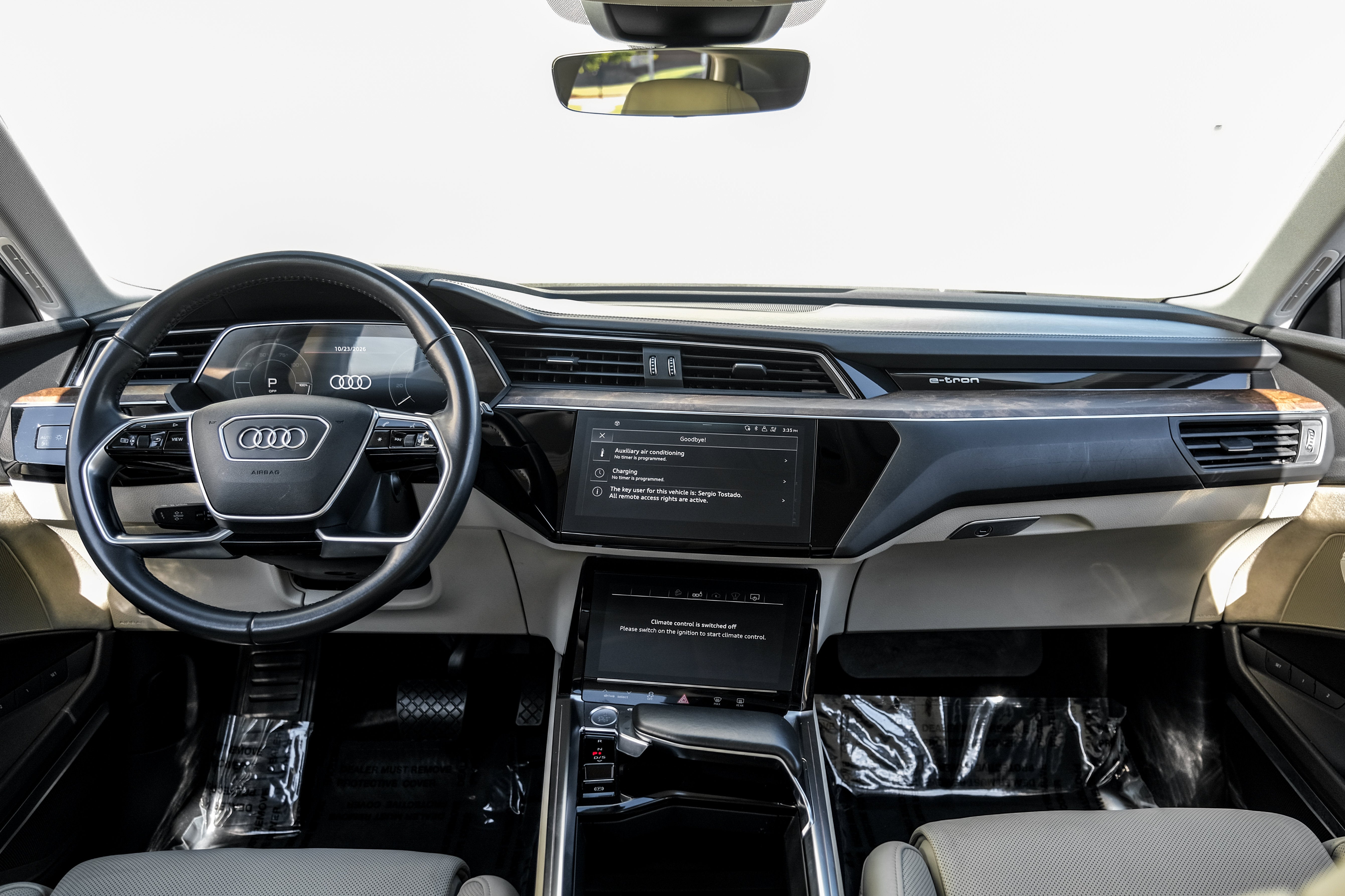 2019 Audi e-tron Prestige quattro