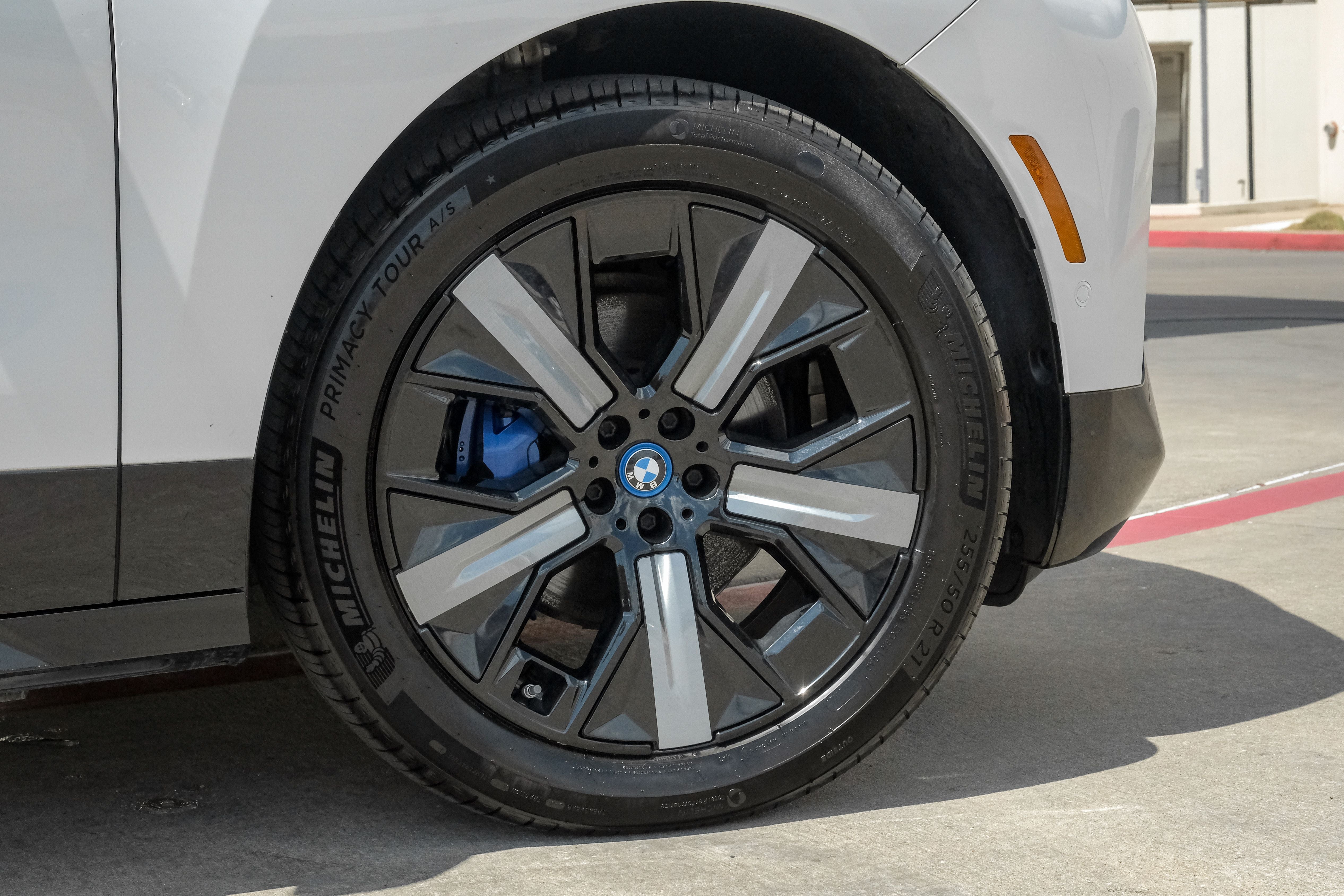 2022 BMW iX xDrive50