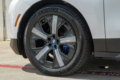 2022 BMW iX xDrive50