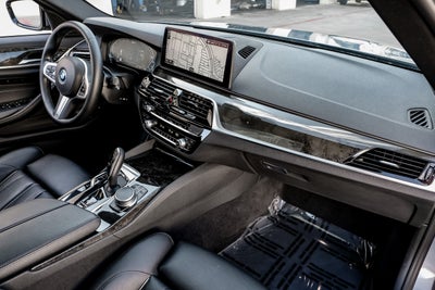 2022 BMW 5 Series 530e iPerformance