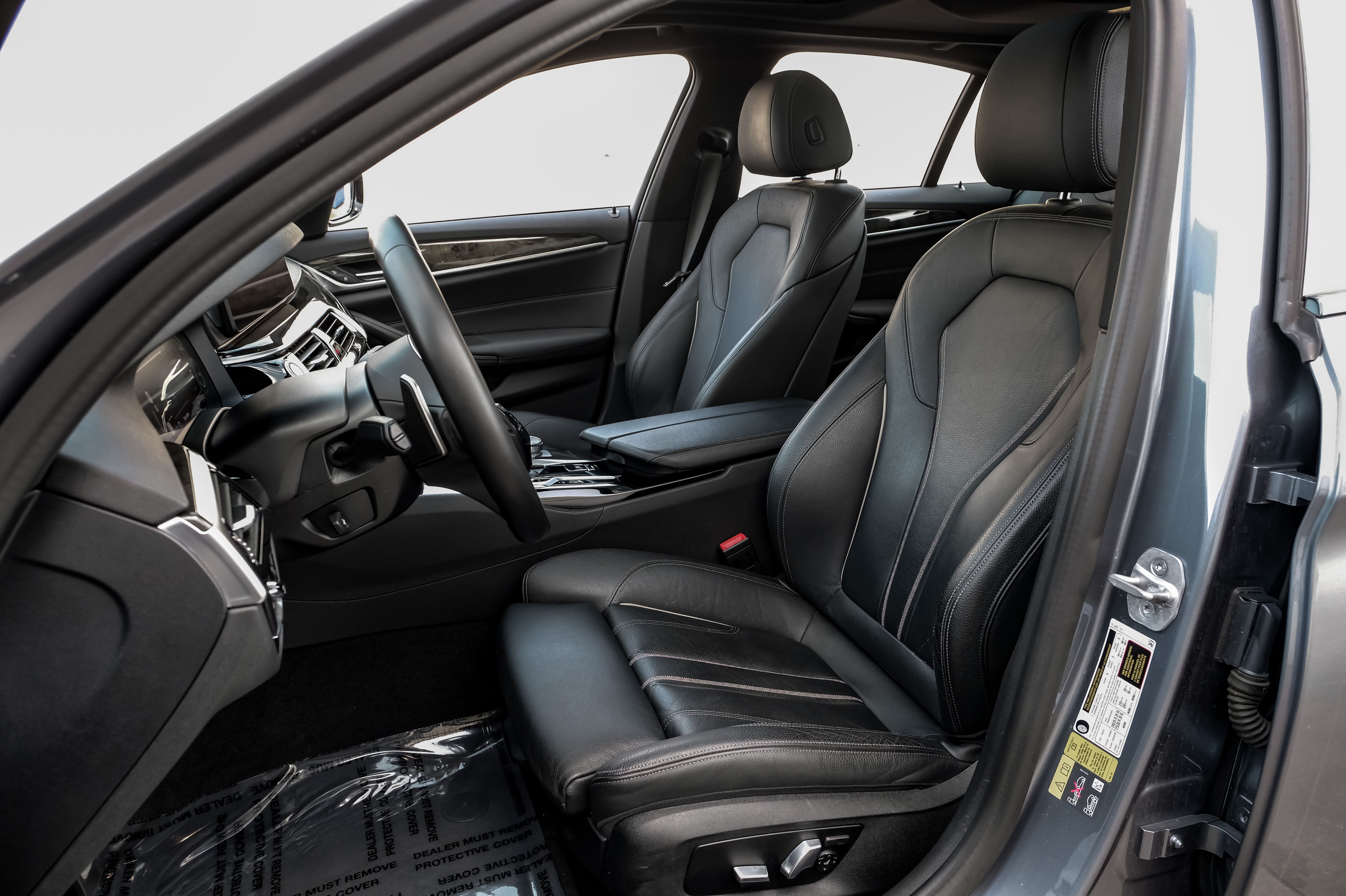 2022 BMW 5 Series 530e iPerformance