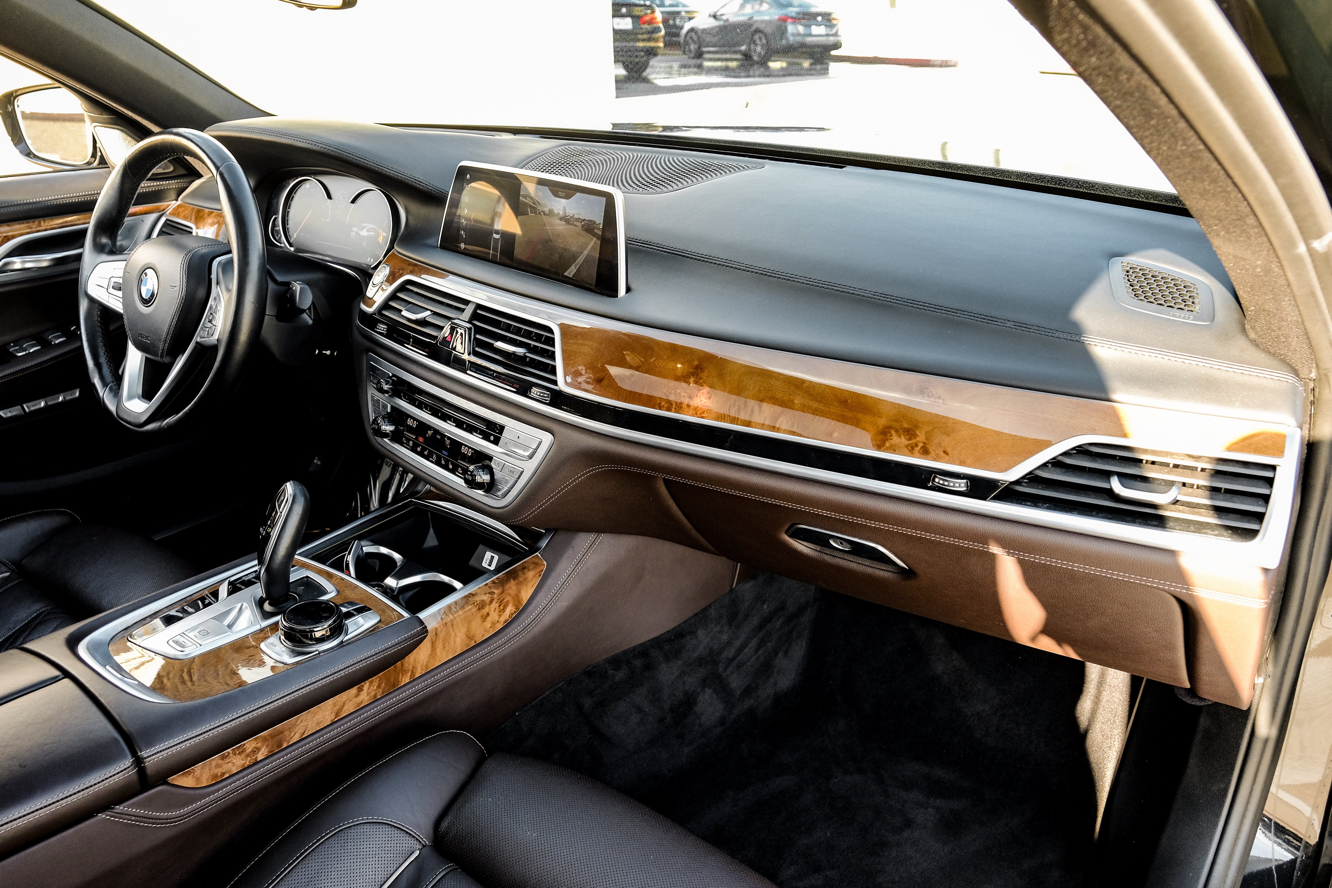 2018 BMW 7 Series 740i