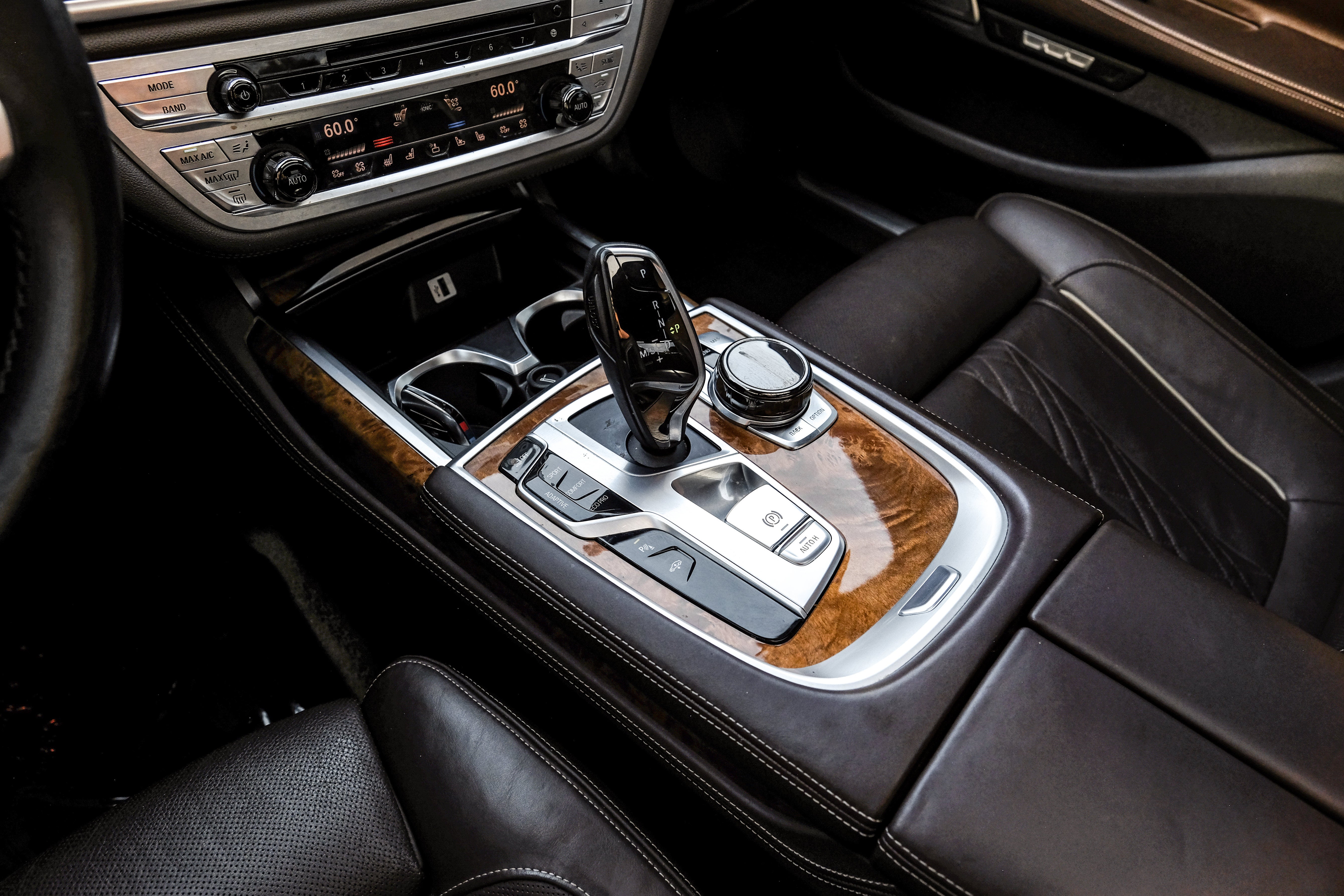 2018 BMW 7 Series 740i