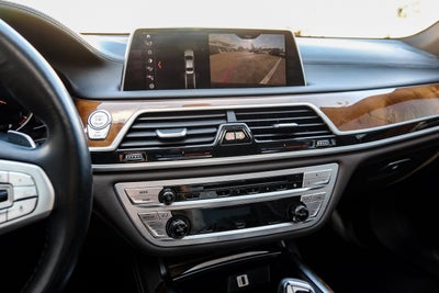 2018 BMW 7 Series 740i