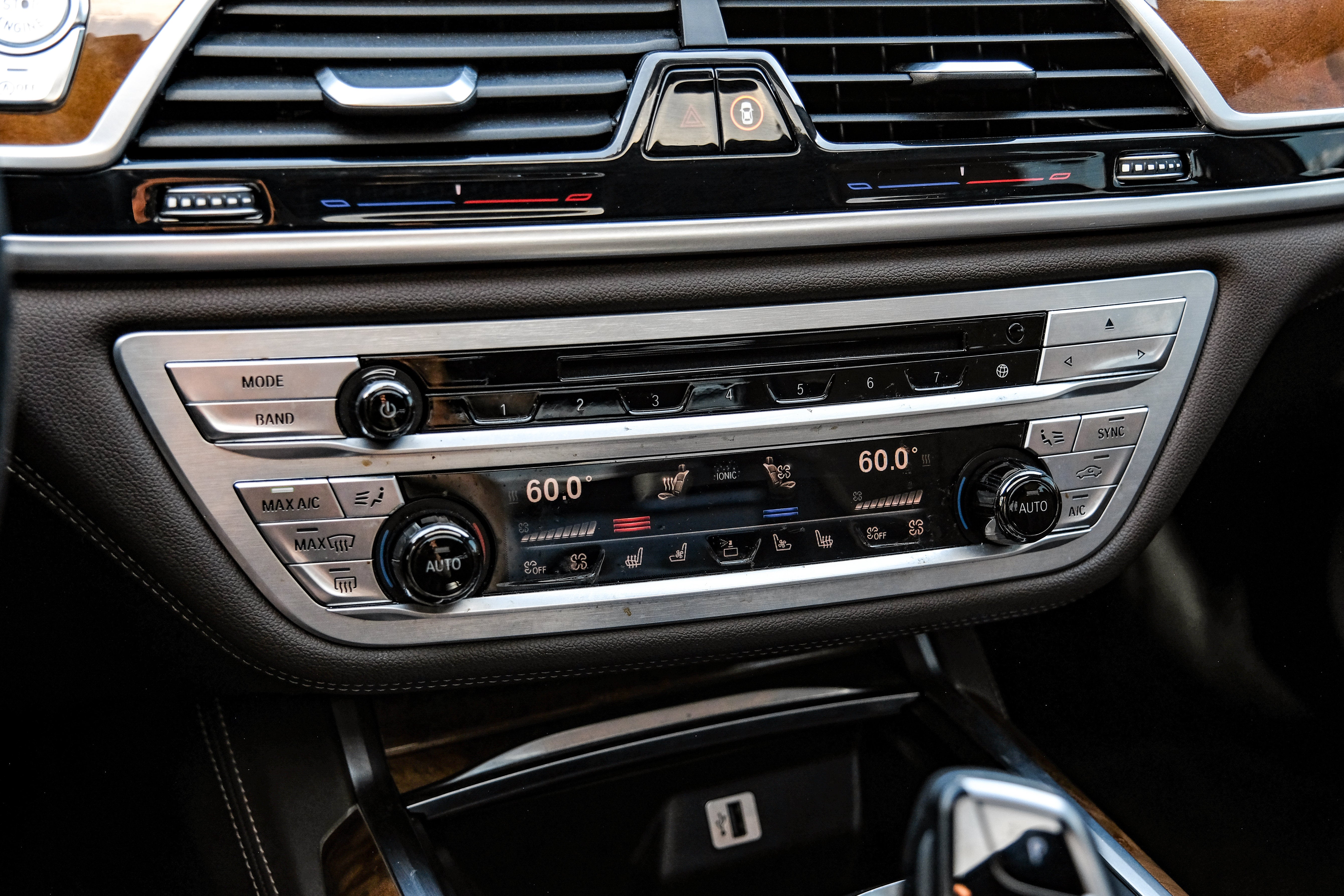 2018 BMW 7 Series 740i