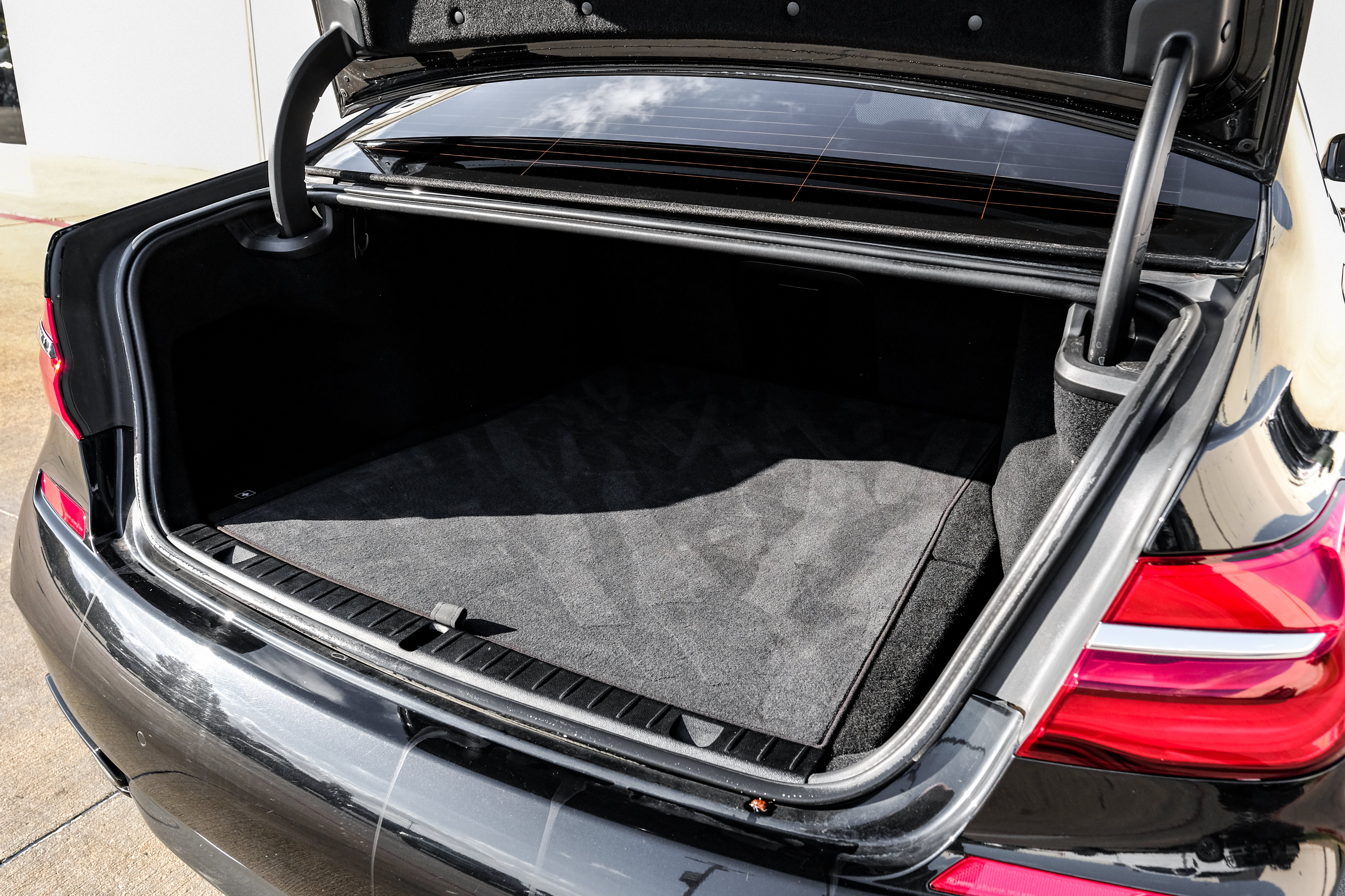 2018 BMW 7 Series 740i