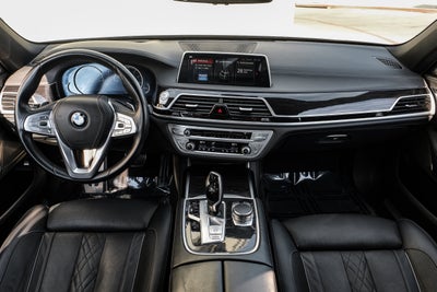 2018 BMW 7 Series 750i
