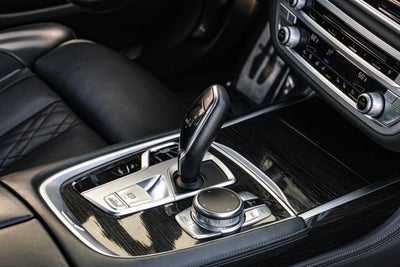 2018 BMW 7 Series 750i