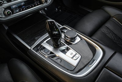 2018 BMW 7 Series 750i