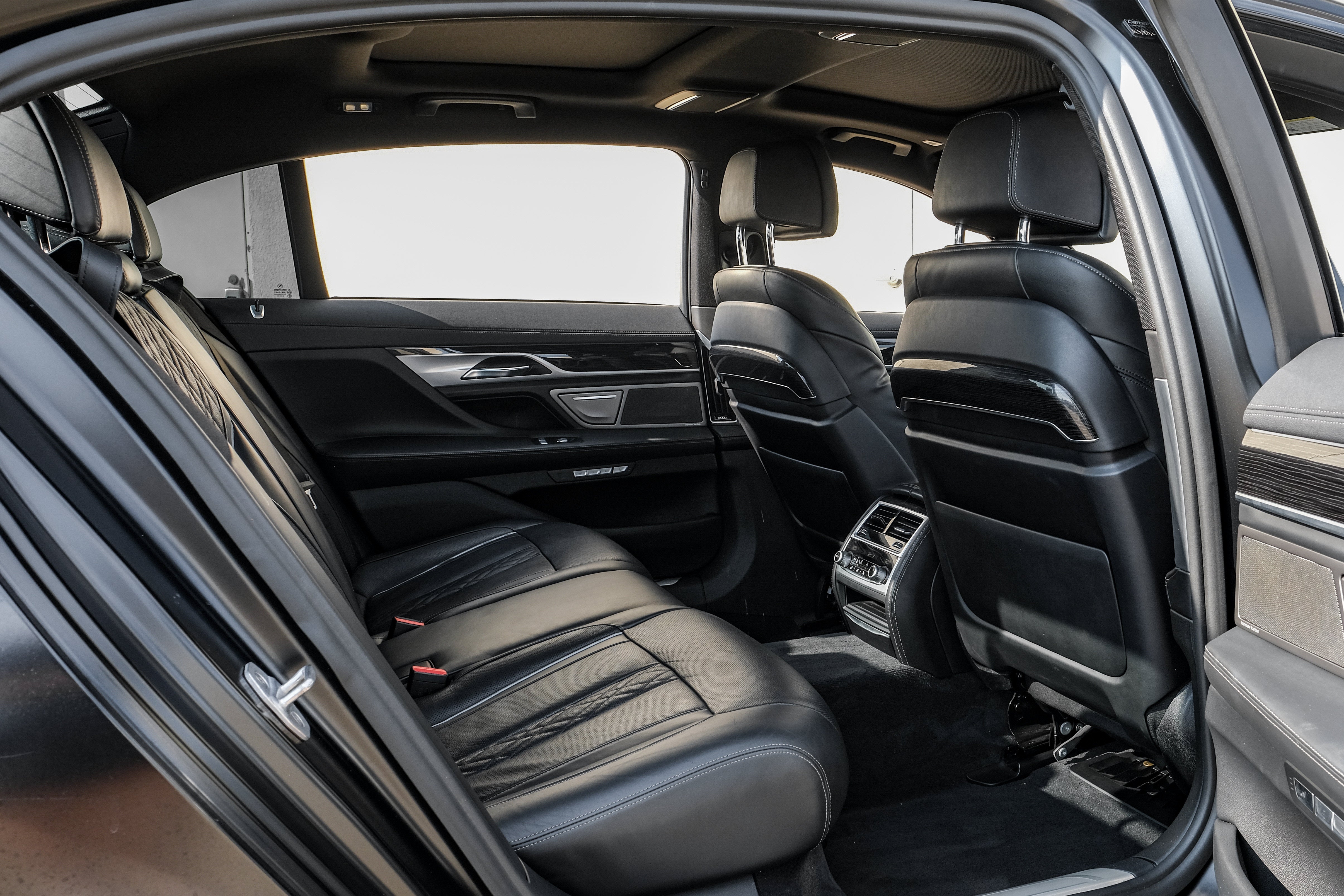 2018 BMW 7 Series 750i