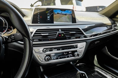 2018 BMW 7 Series 750i