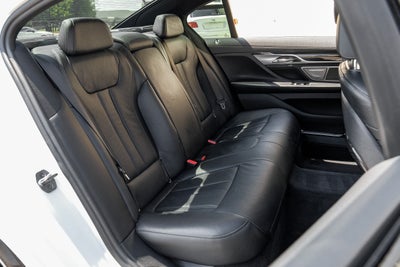 2018 BMW 7 Series 750i