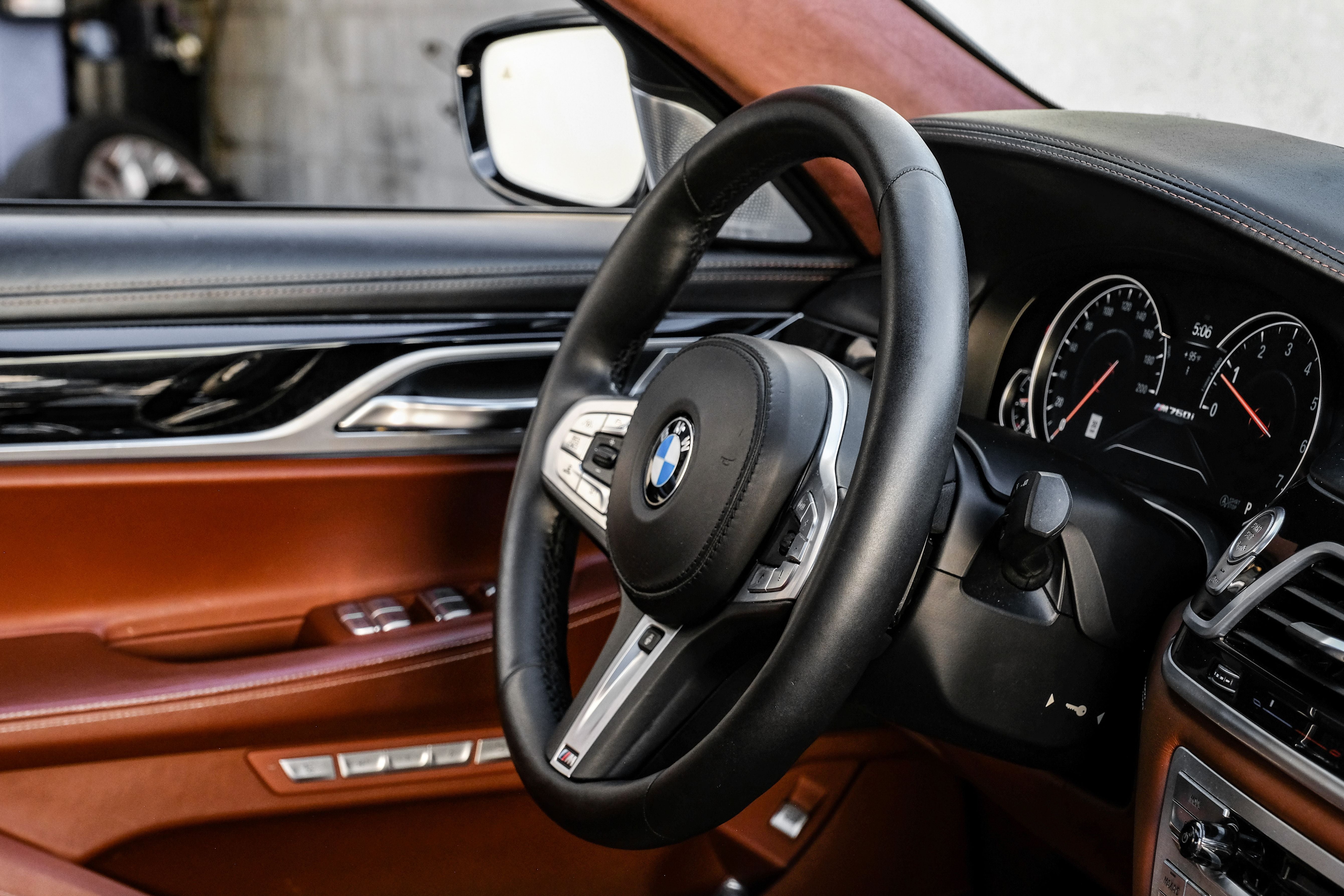 2018 BMW 7 Series M760i