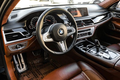 2018 BMW 7 Series M760i