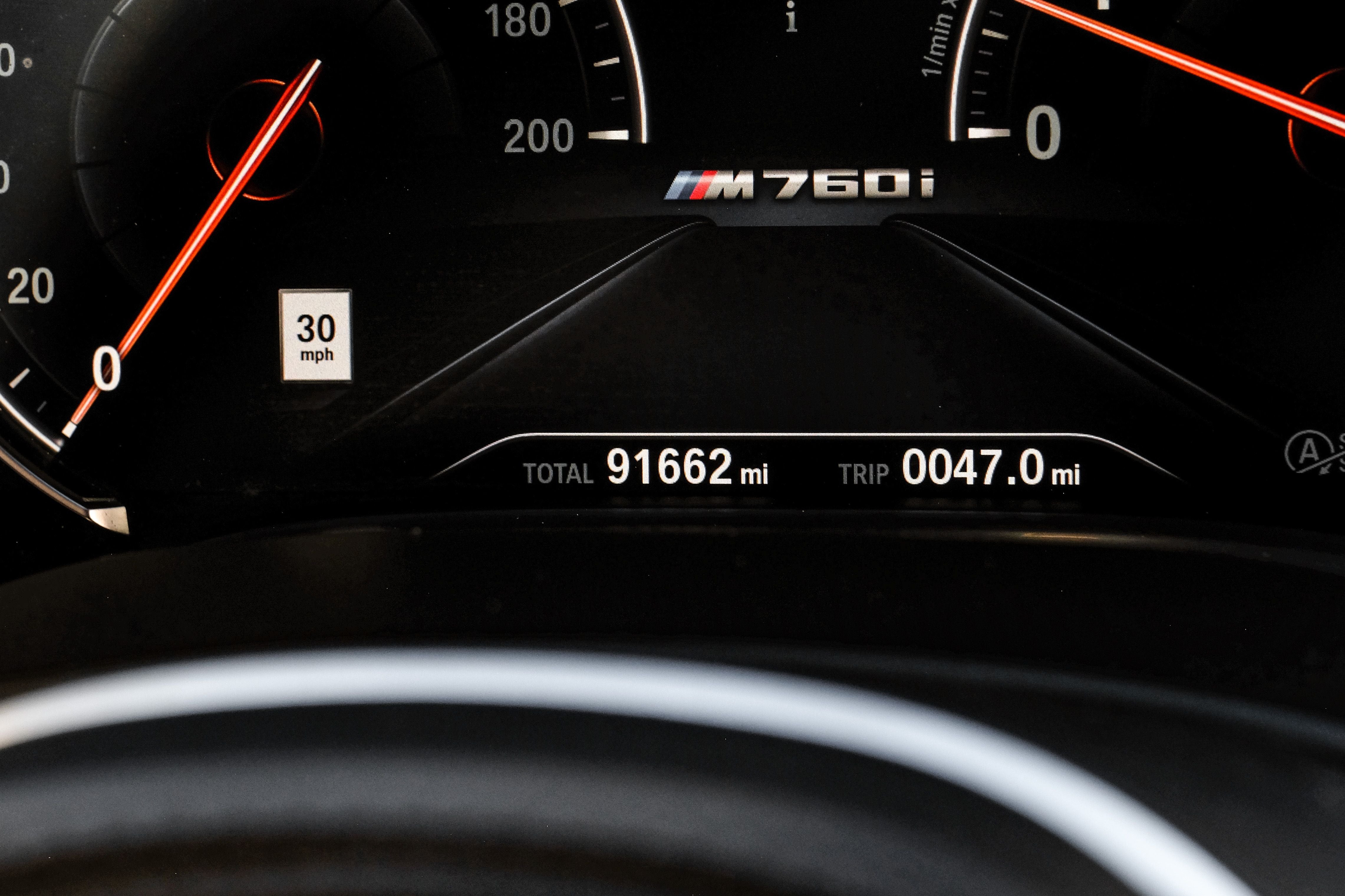 2018 BMW 7 Series M760i