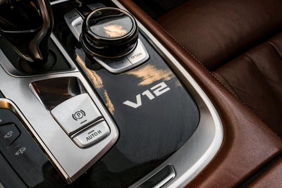 2018 BMW 7 Series M760i