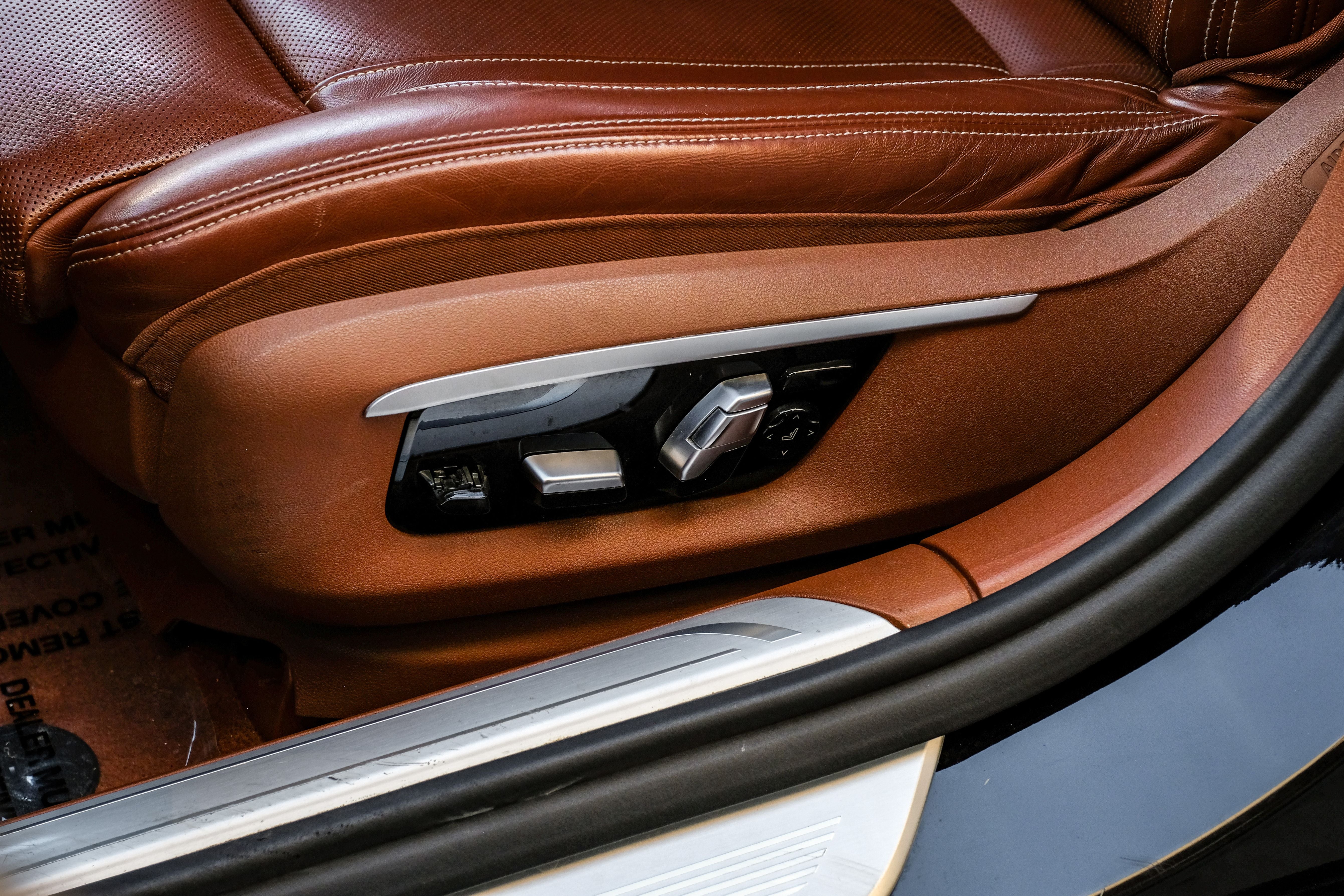 2018 BMW 7 Series M760i