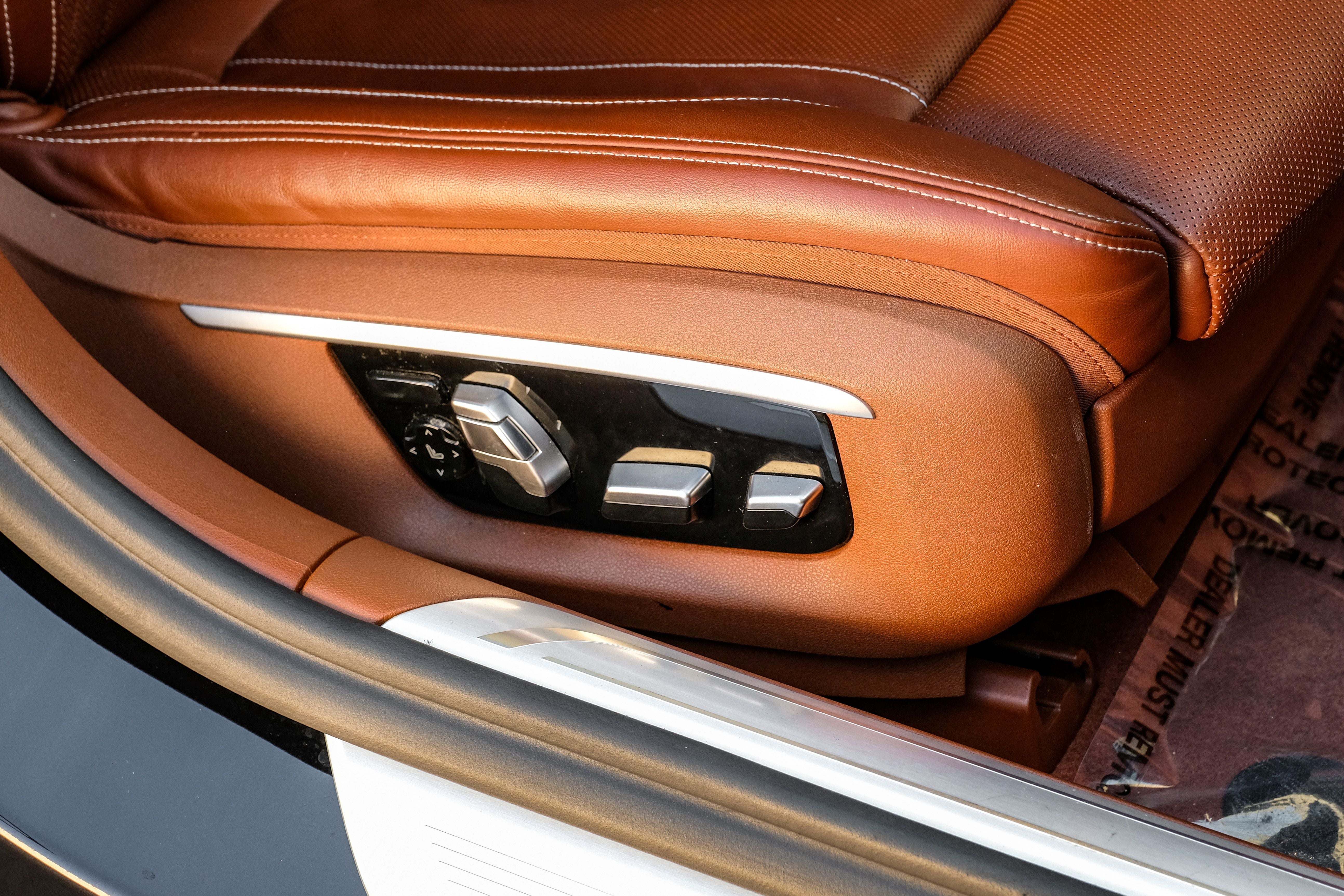 2018 BMW 7 Series M760i