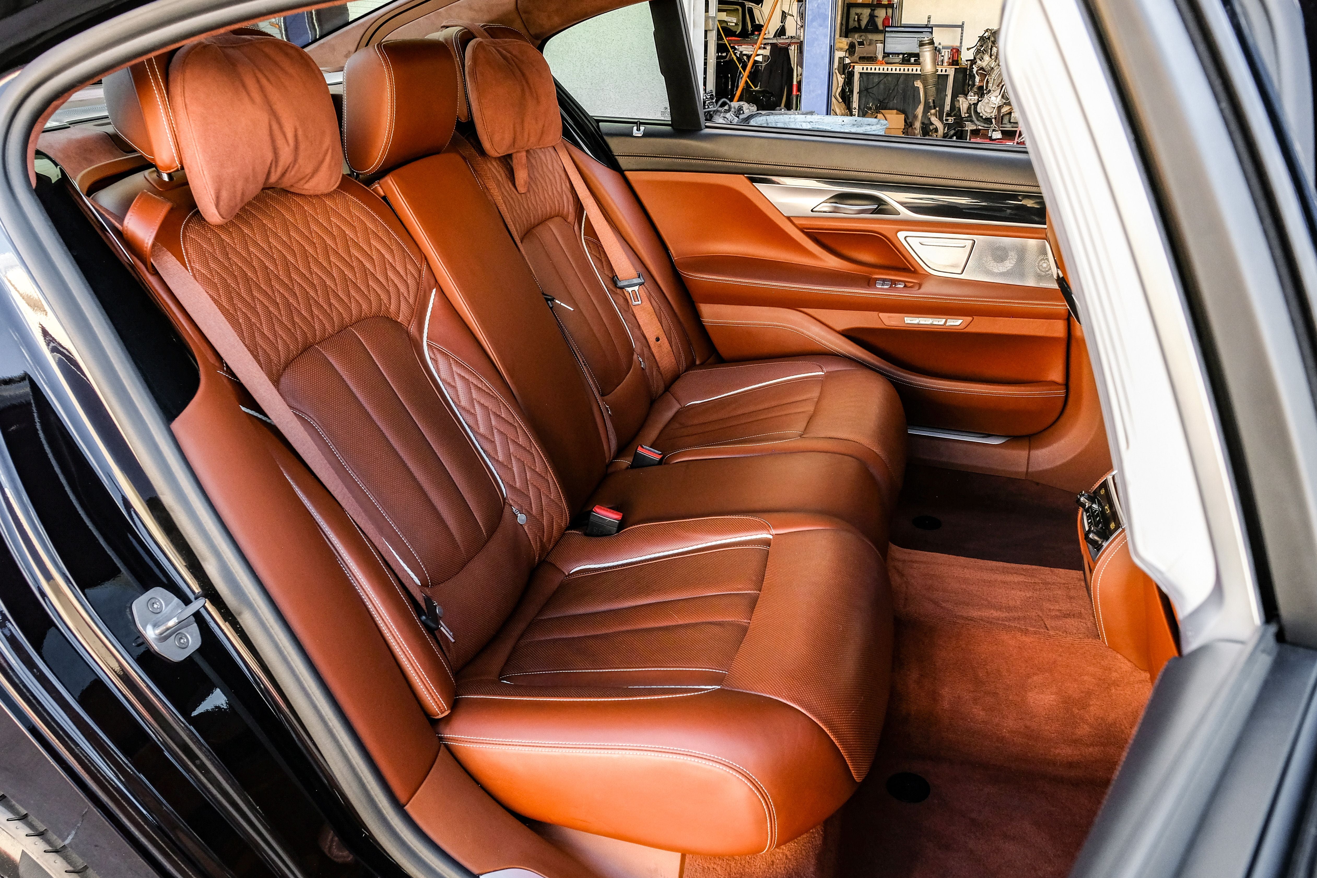 2018 BMW 7 Series M760i