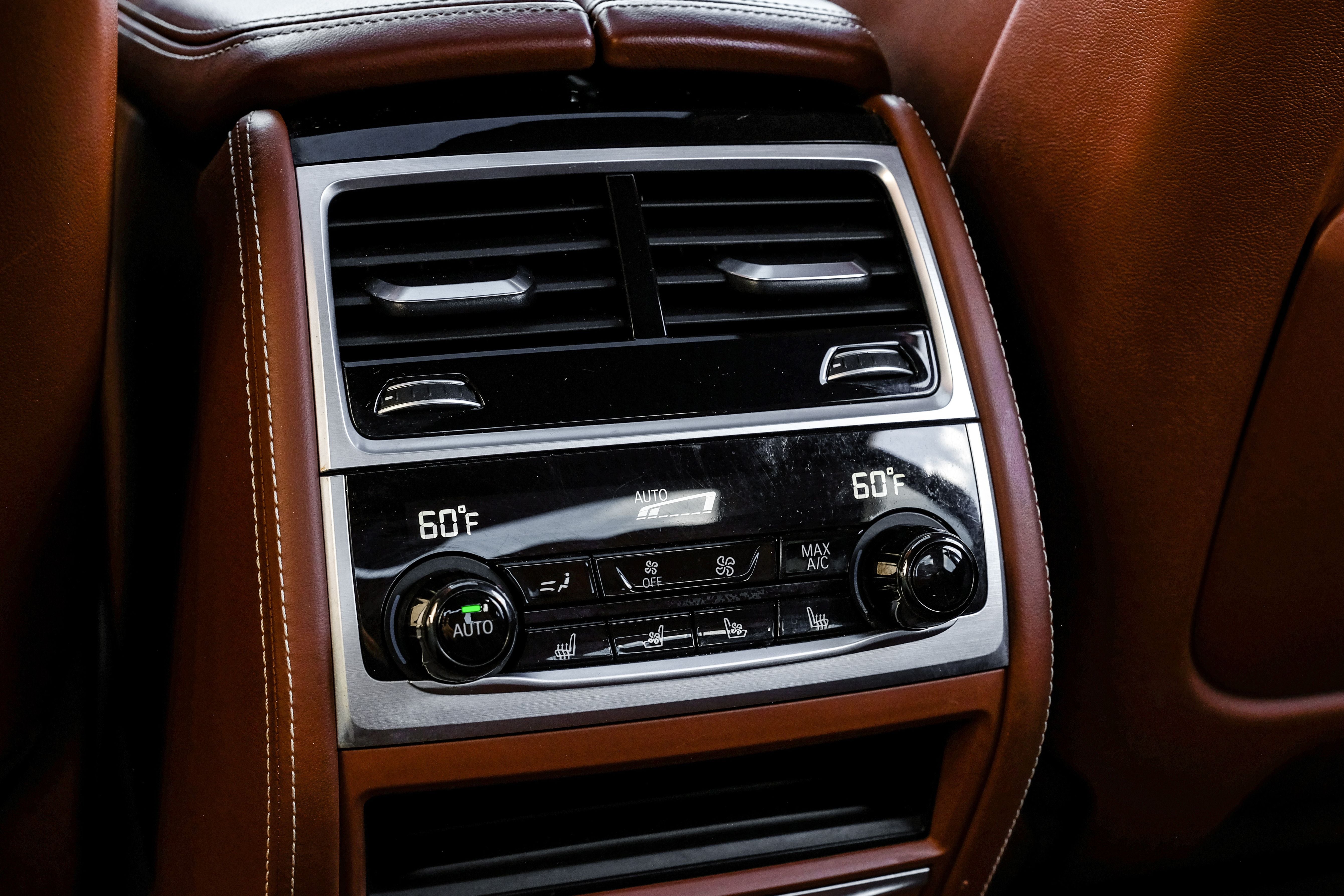 2018 BMW 7 Series M760i
