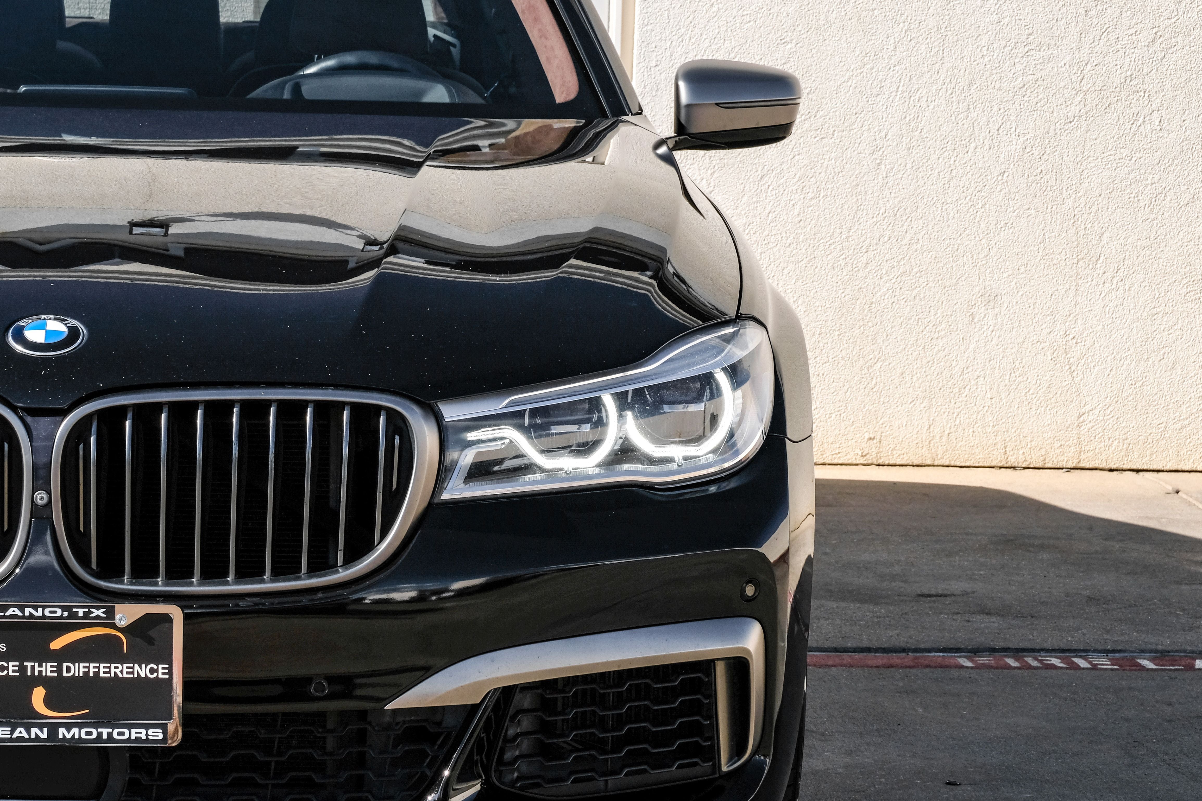 2018 BMW 7 Series M760i