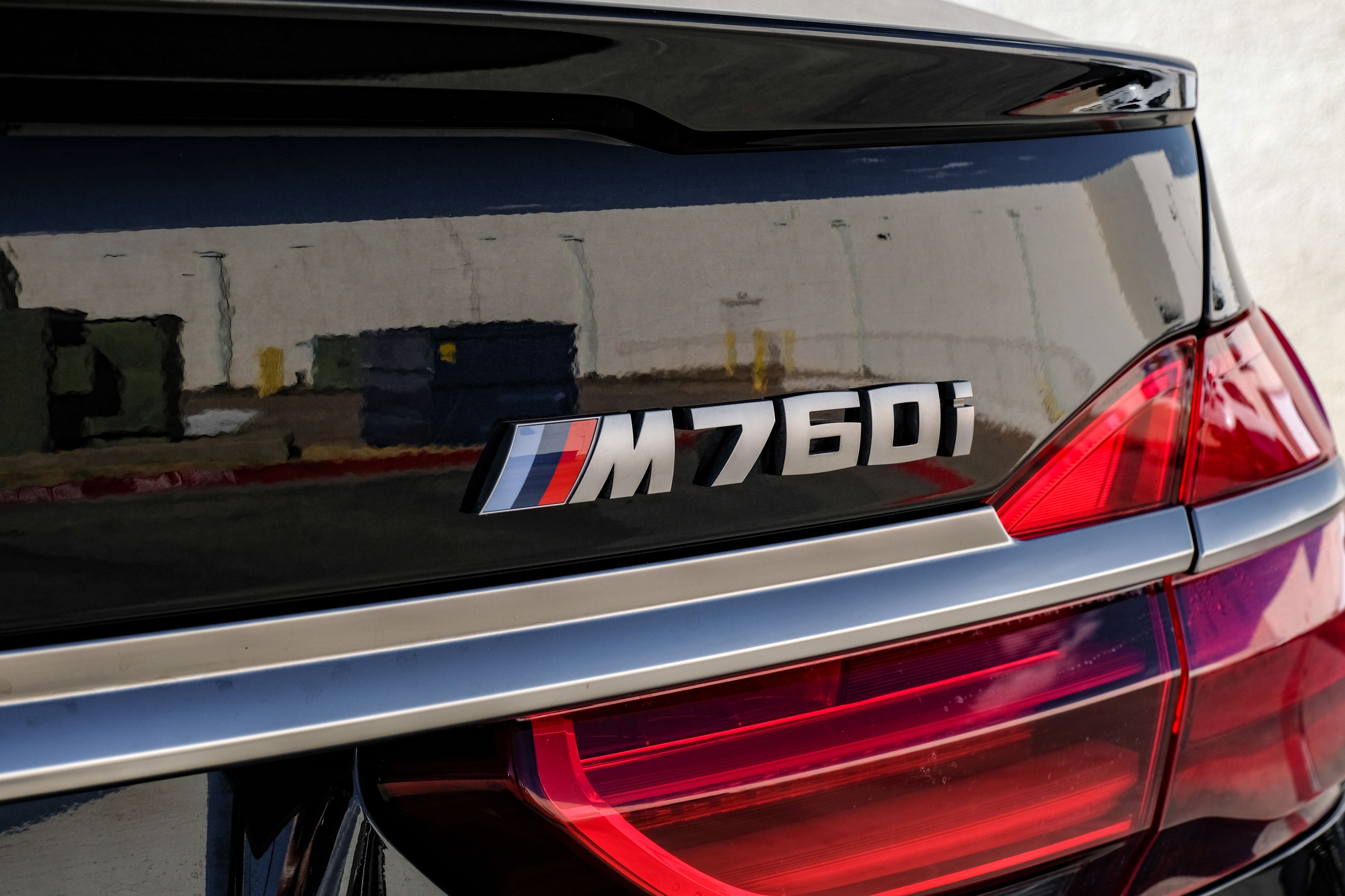 2018 BMW 7 Series M760i