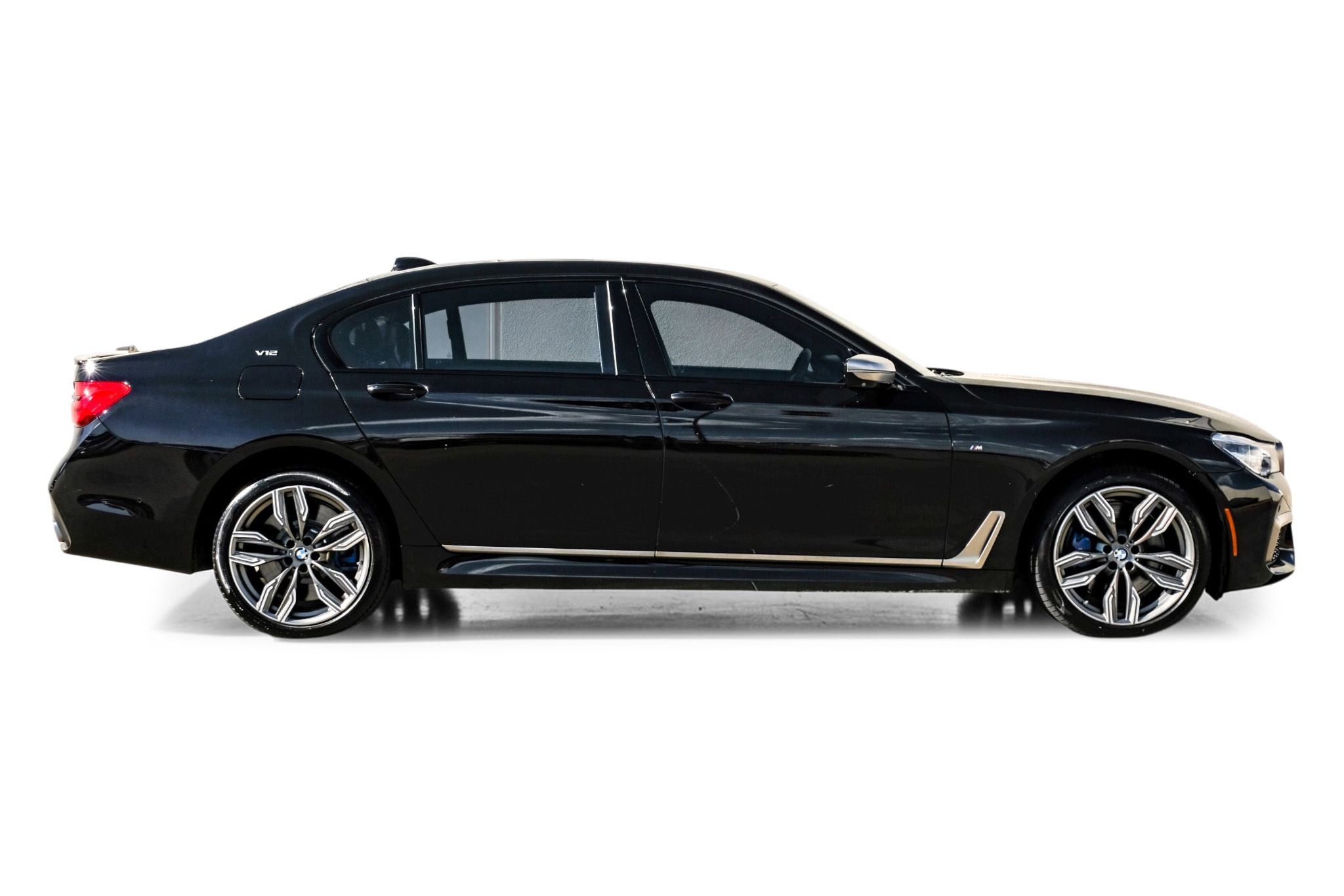 2018 BMW 7 Series M760i