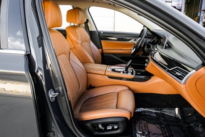 2020 BMW 7 Series 740i