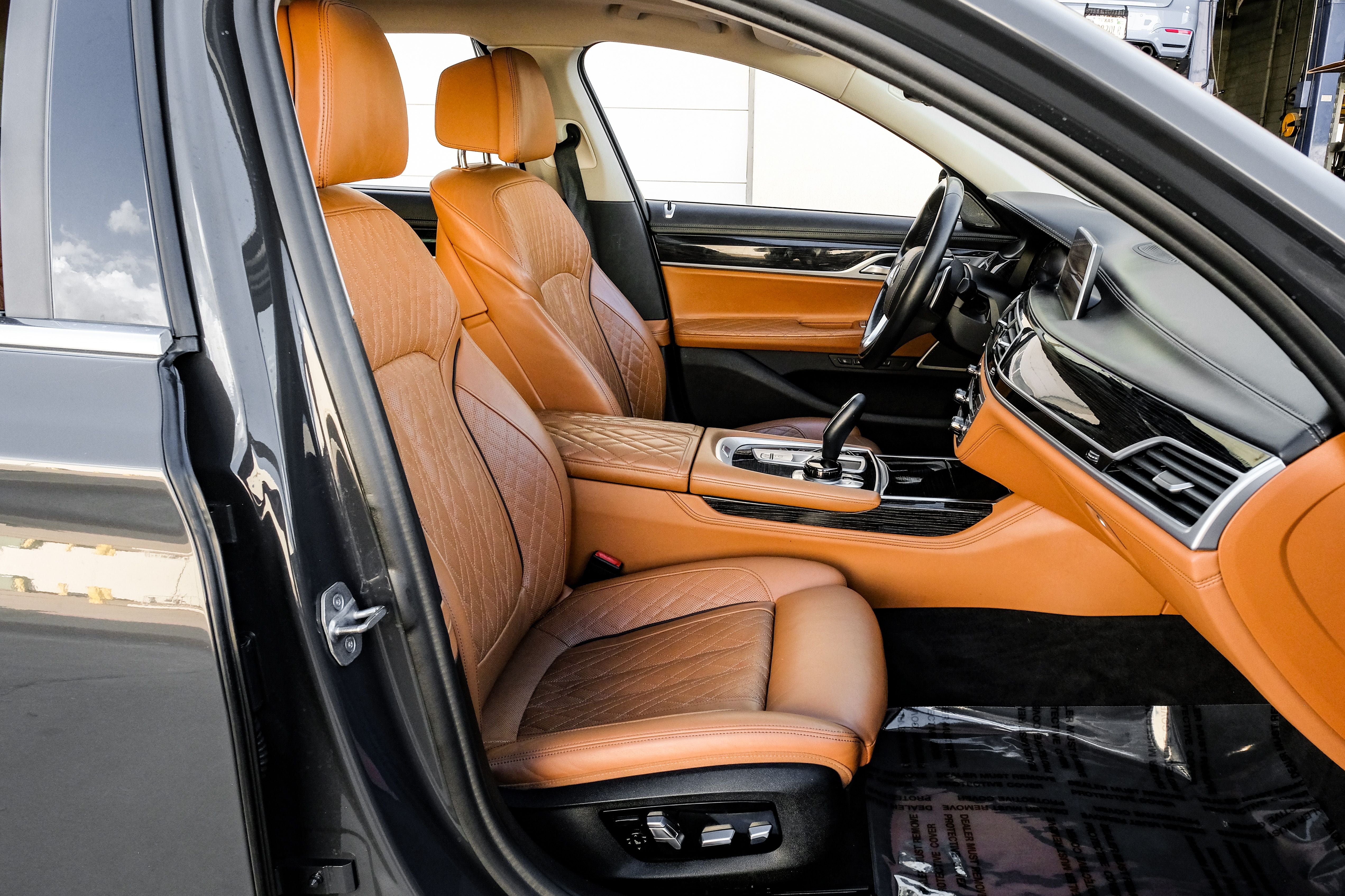 2020 BMW 7 Series 740i