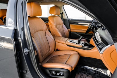 2020 BMW 7 Series 740i
