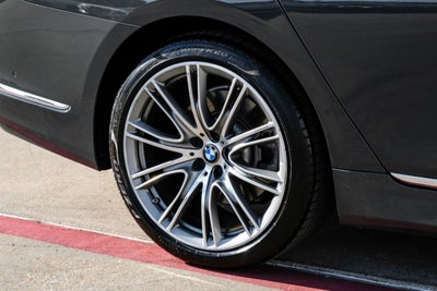2020 BMW 7 Series 740i