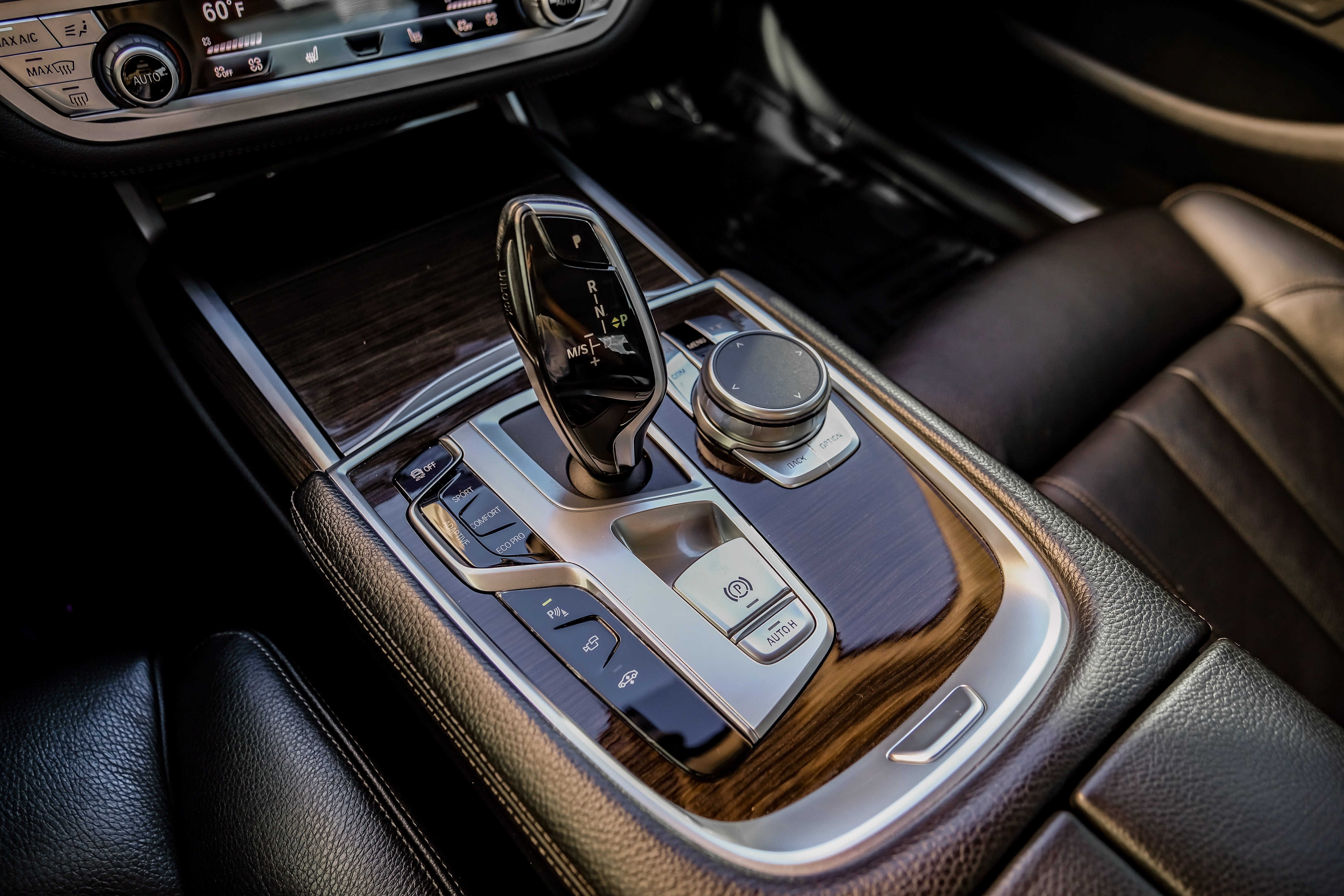2020 BMW 7 Series 740i