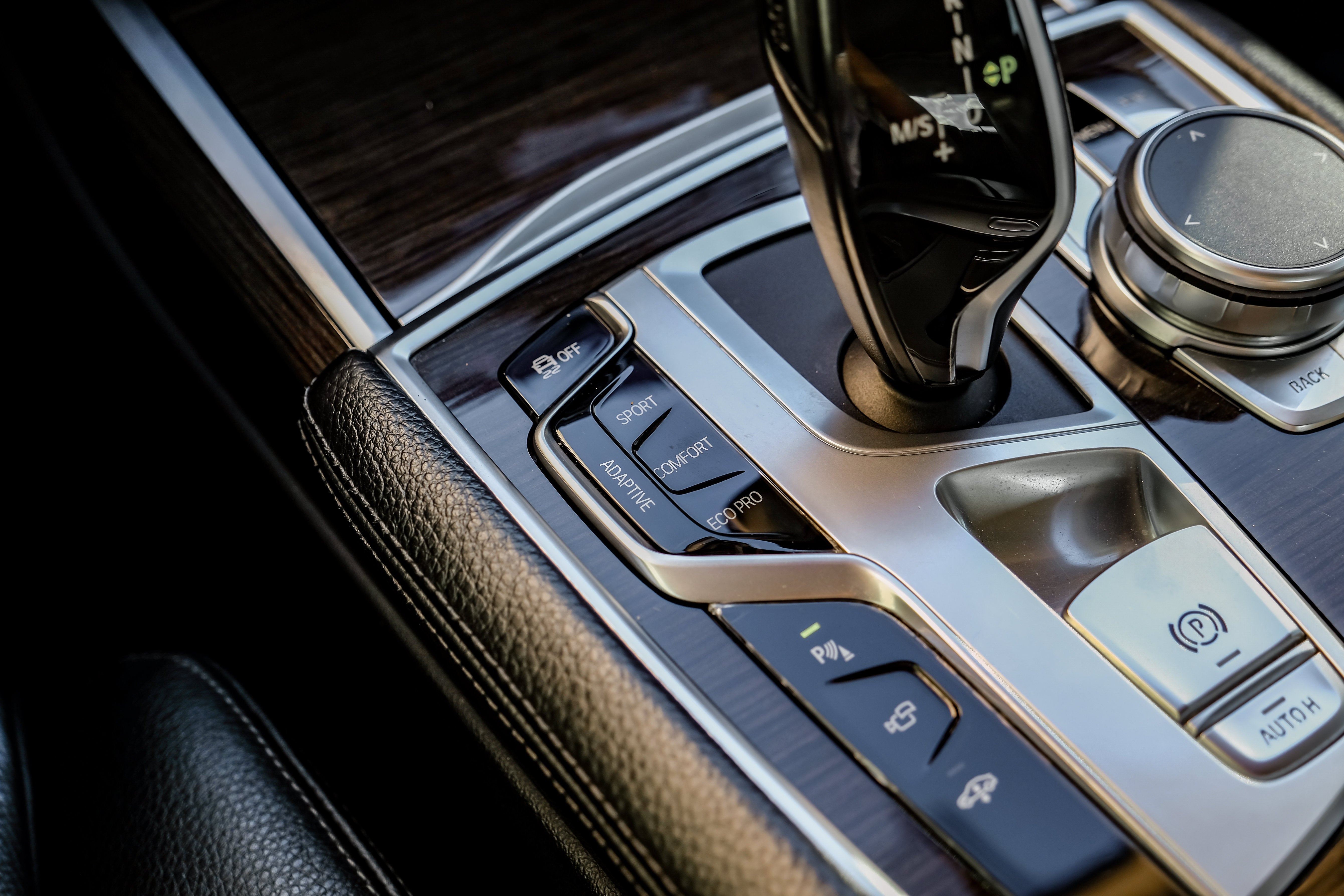 2020 BMW 7 Series 740i